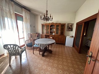Quadrilocale in Vendita a Empoli, zona Avane, 205'000€, 110 m², arredato, con Box