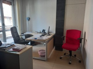 Ufficio in Vendita a Cassino, 195'000€, 150 m²