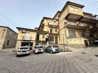 Trilocale in Vendita a Sant'Angelo di Brolo, 77'000€, 62 m²