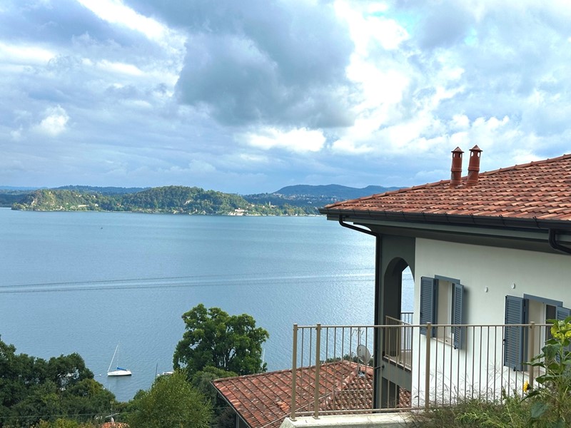 Trilocale in Vendita a Belgirate, 360'000€, 68 m²