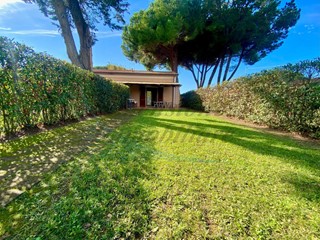 Trilocale in Vendita a Rosignano Marittimo, zona Vada, 195'000€, 65 m², arredato