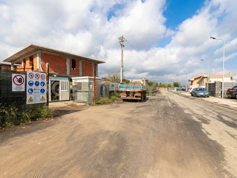 Casa Indipendente in Vendita a Aci Sant'Antonio, 261'500€, 180 m²