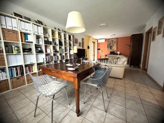 Appartamento in Vendita a Livorno, zona venezia, 235'000€, 108 m²