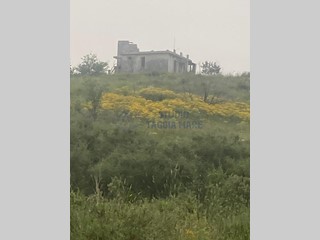 Casa Indipendente in Vendita a Civezza, 550'000€, 300 m²