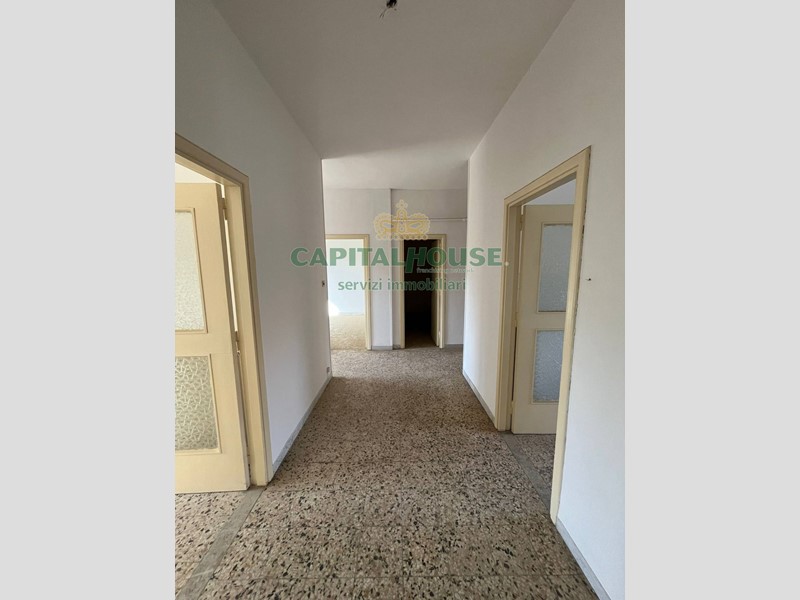 Trilocale in Vendita a Avellino, 65'000€, 85 m²