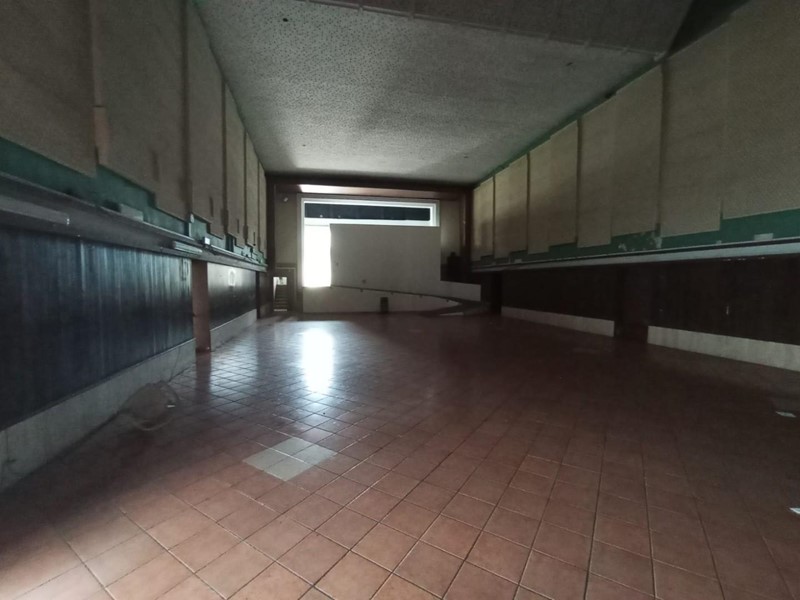Capannone in Affitto a Cascina, zona San Frediano a Settimo, 2'700€, 770 m²