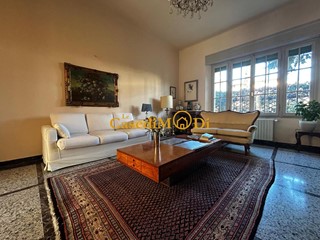 Villa in Vendita a Pisa, 1'125'000€, 350 m²