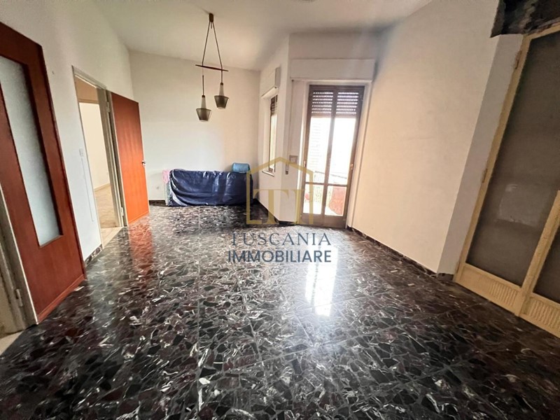 Quadrilocale in Vendita a Colle di Val D'Elsa, 110'000€, 100 m²