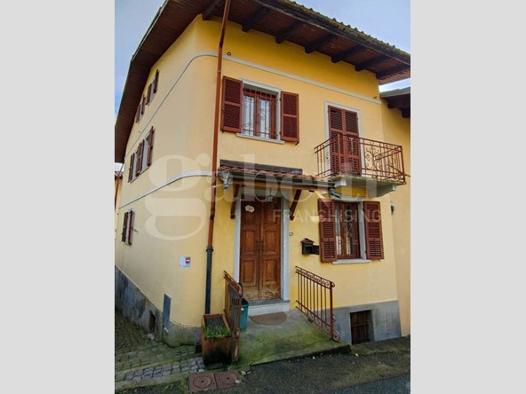 Casa Indipendente in Vendita a Occhieppo Superiore, 69'000€, 175 m²