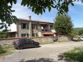 Casa Indipendente in Vendita a Fornovo di Taro, 210'000&euro;, 209 m²