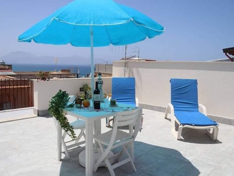 Casa Semi Indipendente in Vendita a Balestrate, 220'000€, 202 m², arredato