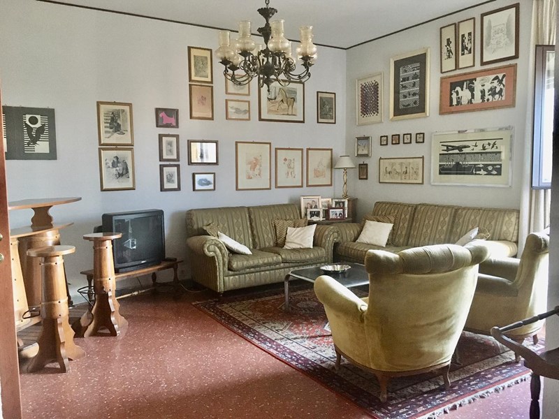 Appartamento in Vendita a Civita Castellana, zona Via San Gratiliano, 118'000€, 140 m²