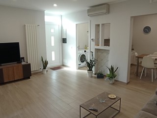 Casa Indipendente in Vendita a Chiaramonte Gulfi, 110'000€, 74 m²