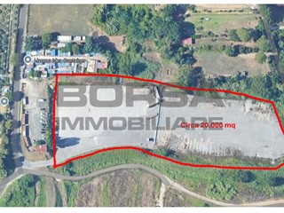 Terreno industriale in Affitto a Collesalvetti, zona Stagno, 25000 m²