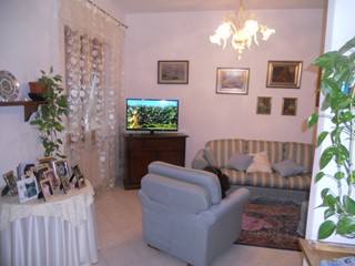 Appartamento in Vendita a Castelnuovo Magra, 220'000€, 100 m²