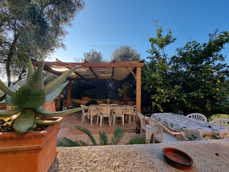 Casa Semi Indipendente in Vendita a Ventimiglia, zona San Lorenzo, 105'000€, 75 m²