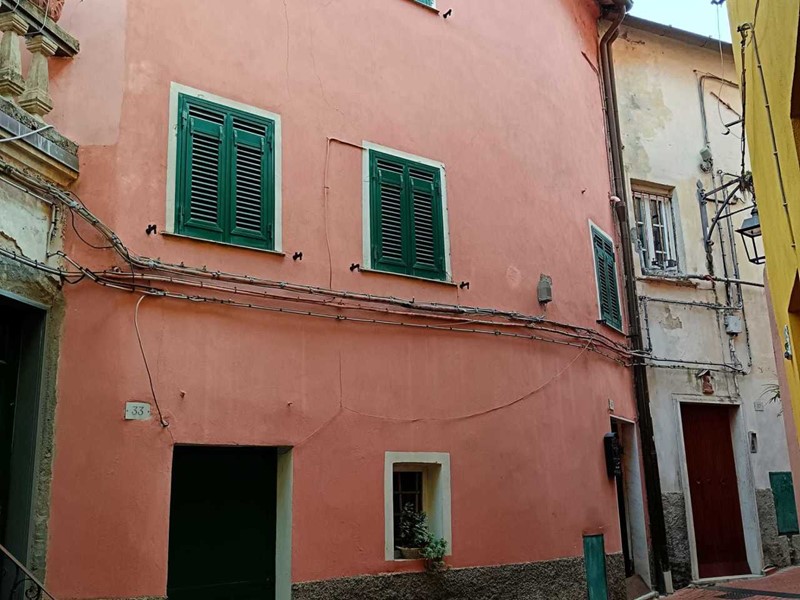 Quadrilocale in Vendita a Ameglia, 80'000&euro;, 65 m²