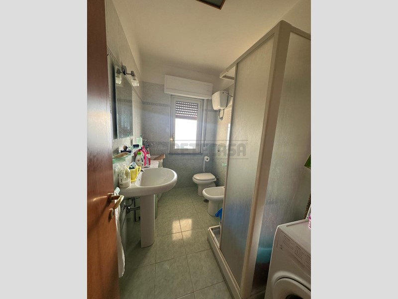 Appartamento in Vendita a Catanzaro, 225'000&euro;, 198 m²