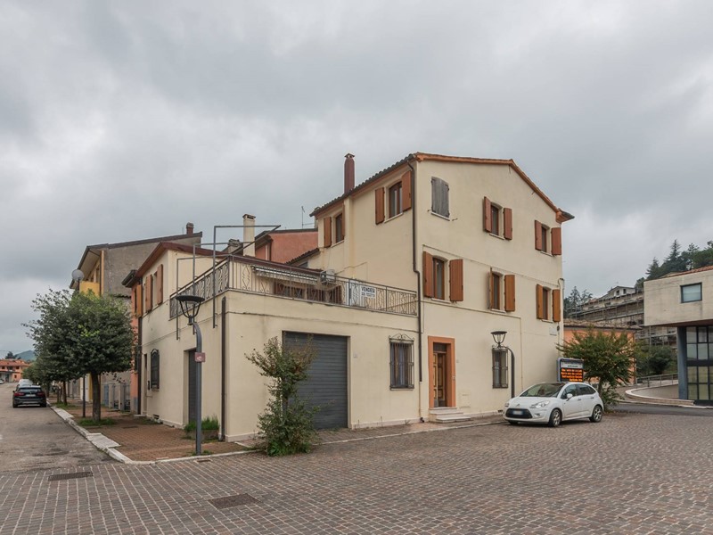Appartamento in Vendita a Mercatino Conca, 168'000€, 295 m²