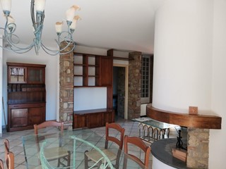 Villa bifamiliare in Vendita a Poggibonsi, 390'000€, 90 m², con Box