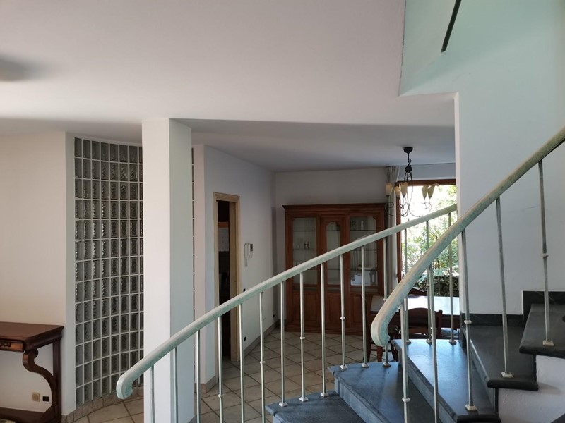 Villa bifamiliare in Vendita a Poggibonsi, 390'000€, 90 m², con Box