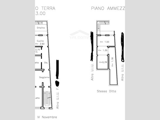 Casa Indipendente in Vendita a Trepuzzi, 79'000€, 216 m²