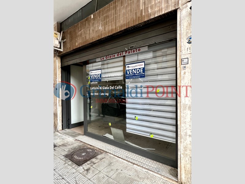 Immobile commerciale in Vendita a Lecce, 125'000€, 62 m²