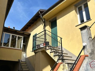 Casale in Vendita a Vendone, 89'000€, 140 m²