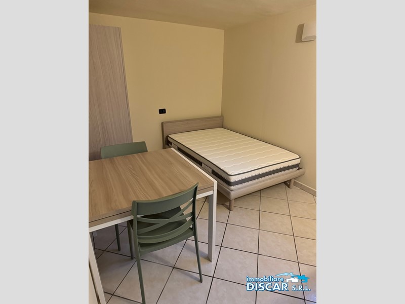 Monolocale in Affitto a Peschiera Borromeo, 600&euro;, 16 m²