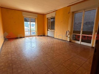 Casa Indipendente in Vendita a San Vittore Olona, 420'000€, 490 m²