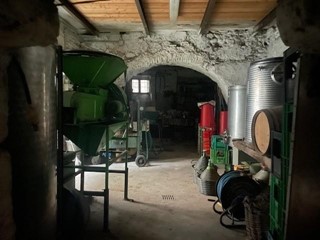 Casa Semi Indipendente in Vendita a Massa, 60'000&euro;, 80 m²