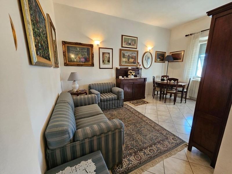 Trilocale in Vendita a Cascina, zona Visignano, 149'000€, 75 m²