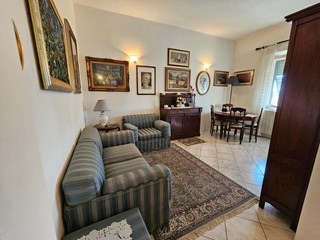 Trilocale in Vendita a Cascina, zona Visignano, 149'000€, 75 m²