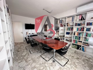 Appartamento in Vendita a Pisa, 390'000€, 227 m²