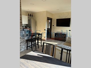 Bilocale in Vendita a Vimercate, 166'000€, 61 m²