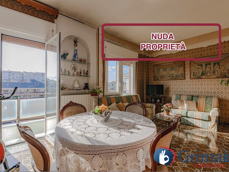 Quadrilocale in Vendita a Roma, 550'000€, 140 m²