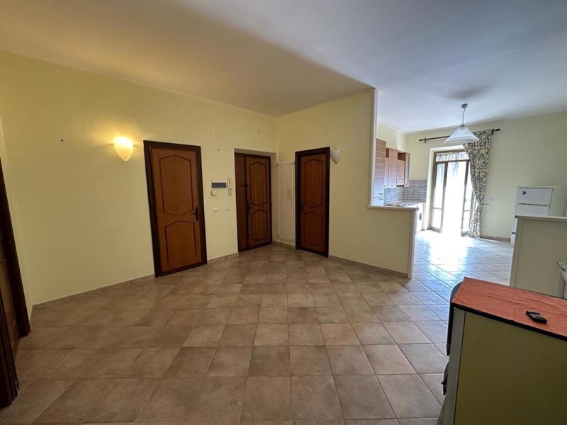 Appartamento in Vendita a Mentana, 79'000€, 95 m², con Box