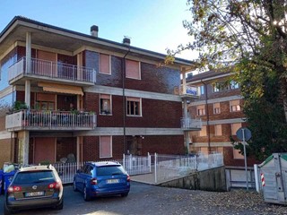 Appartamento in Vendita a Borgo Val di Taro, 115'000€, 130 m²