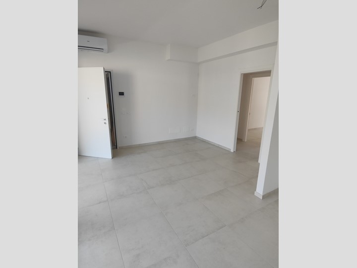 Appartamento in Vendita a Rimini, 355'000€, 85 m², con Box