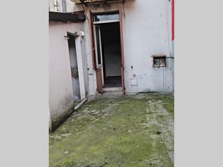 Appartamento in Vendita a Jesi, 150'000€, 170 m²