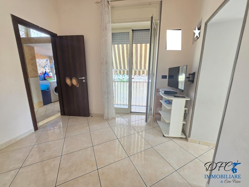 Trilocale in Vendita a Napoli, 175'000€, 75 m²
