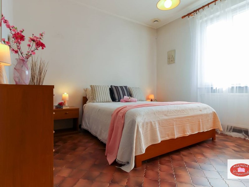 Villa in Vendita a Stella, zona San Bernando, 265'000€, 140 m²
