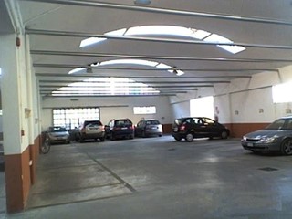 Capannone in Affitto a Livorno, 10'000€, 1150 m²