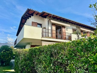 Quadrilocale in Vendita a Seravezza, zona Querceta, 360'000&euro;, 55 m²