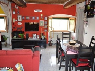 Bilocale in Vendita a Colle di Val D'Elsa, zona Quartaia, 90'000&euro;, 44 m²
