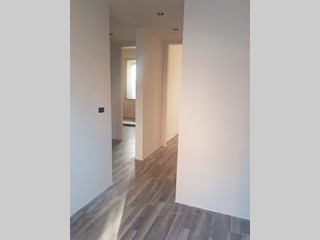 Magazzino in Affitto a Cascina, zona Navacchio, 550€, 60 m²