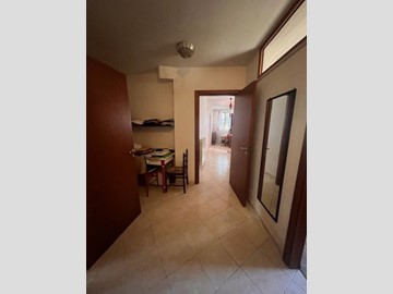 Casa Indipendente in Vendita a Calvi dell'Umbria, 184'000€, 230 m², arredato