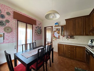 Casa Indipendente in Vendita a Pojana Maggiore, 205'000&euro;, 310 m²