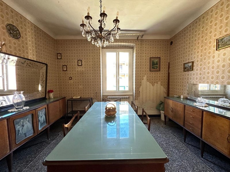 Appartamento in Vendita a Genova, 117'000€, 77 m²