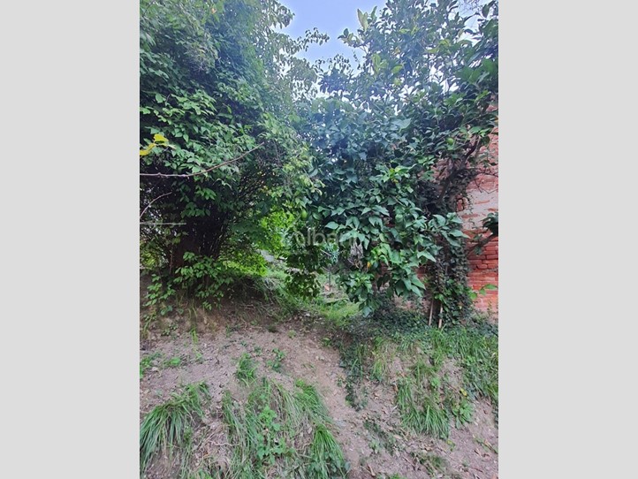 Terreno agricolo in Vendita a La Spezia, zona San Venerio, 20'000€, 928 m²